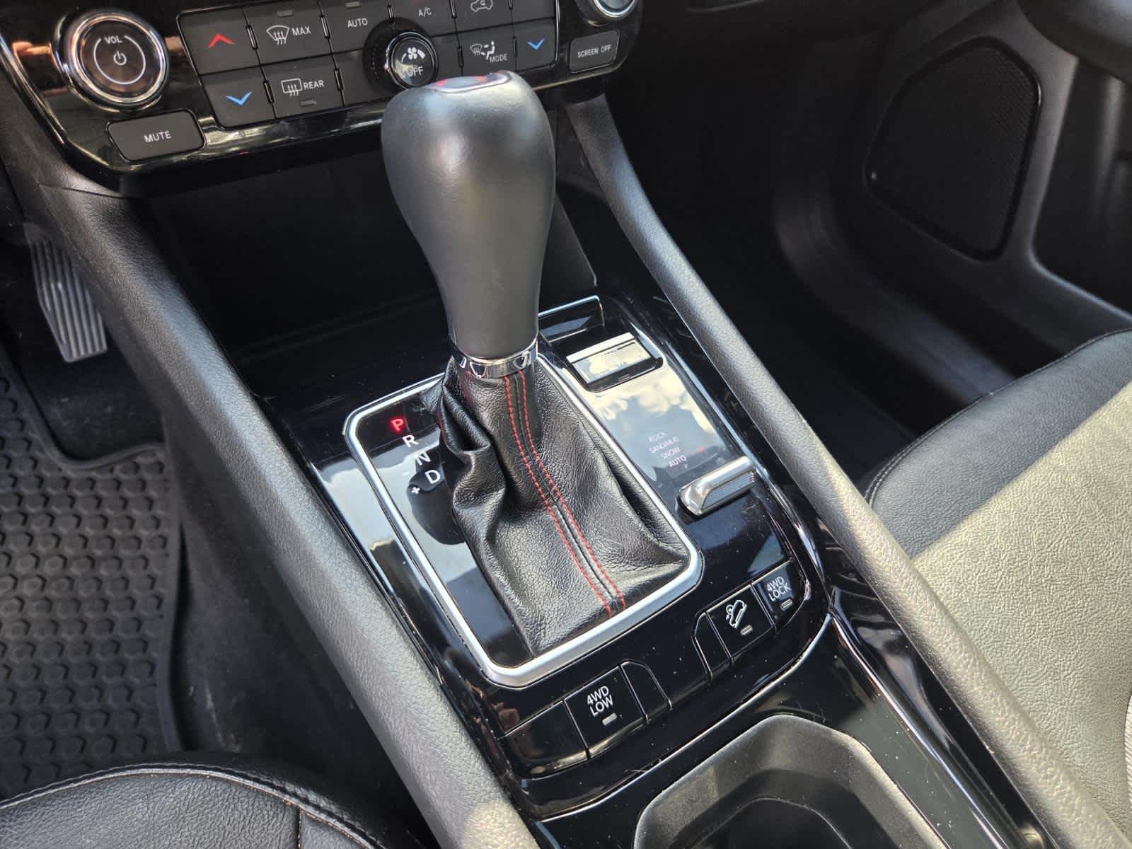 Used 2023 Granite Crystal Metallic Clearcoat Jeep Trailhawk image 23