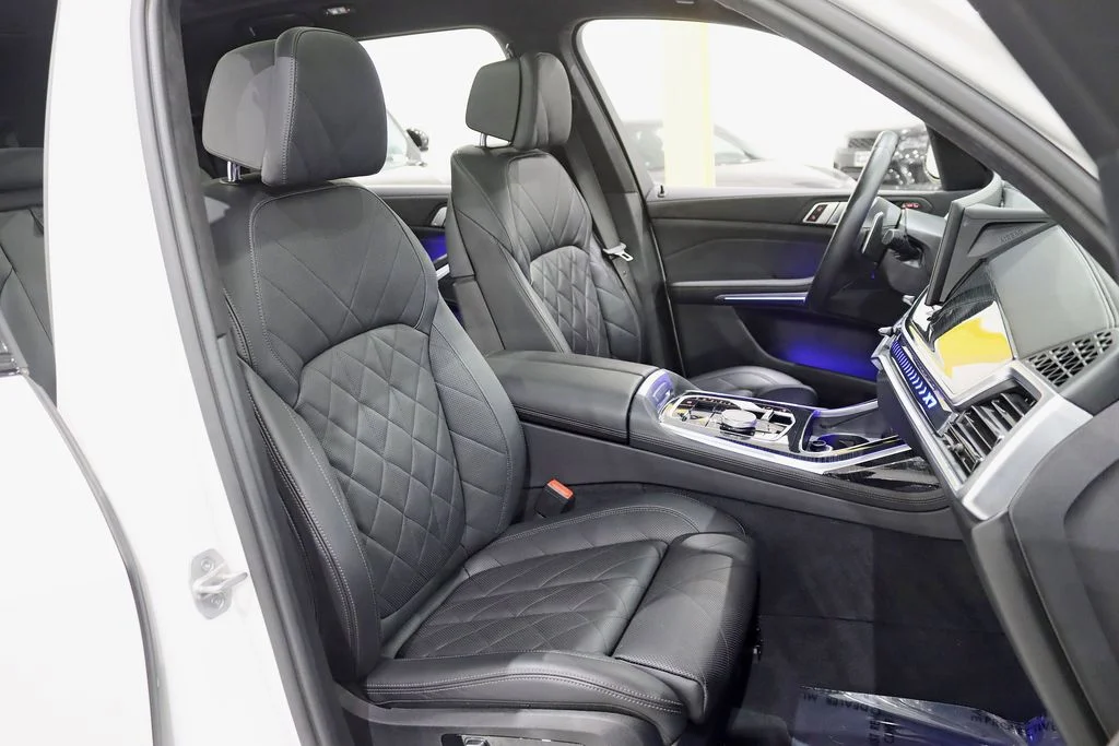 2023 BMW X7 40i - Photo 28