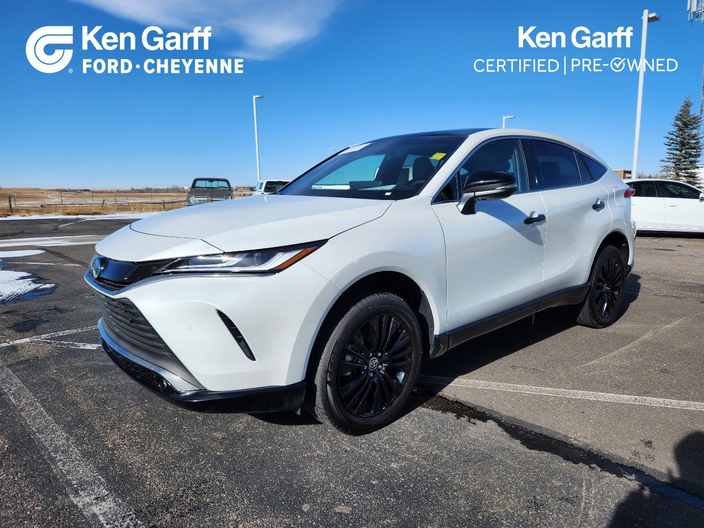 2024 Toyota Venza Nightshade Hybrid AWD's photo