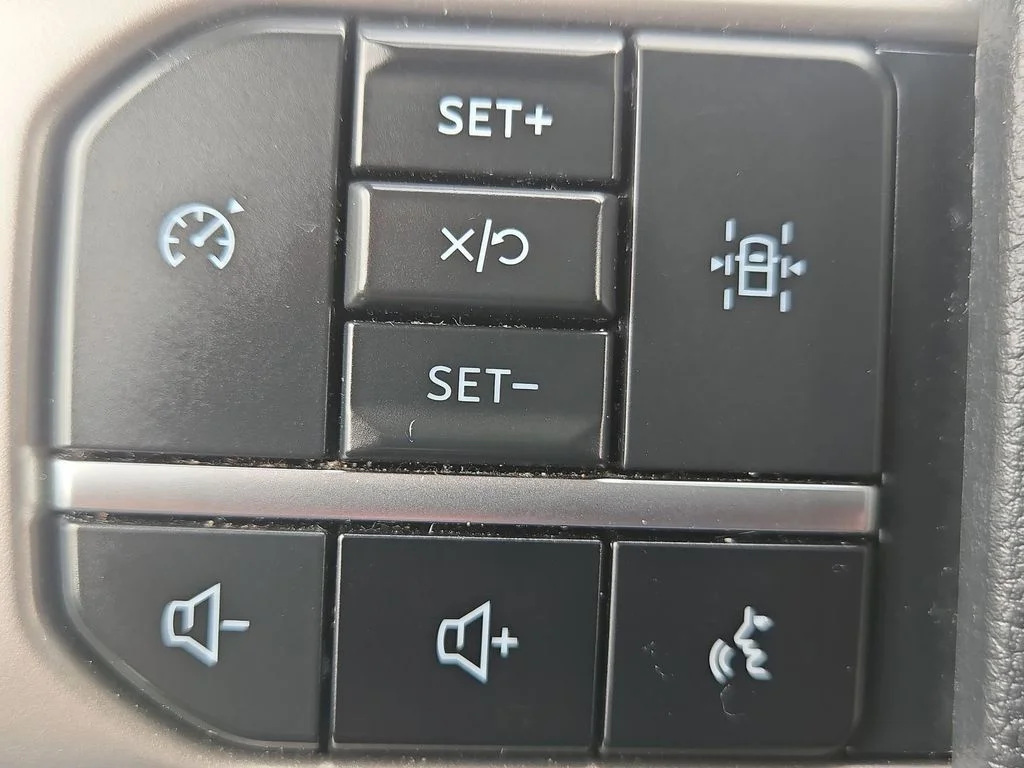 Used 2024 Black Ford XLT image 51