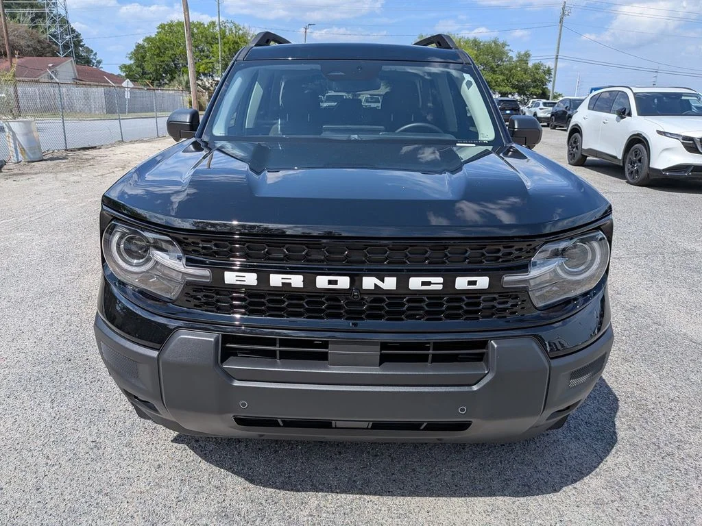 Used 2025 Black Ford Outer Banks image 9