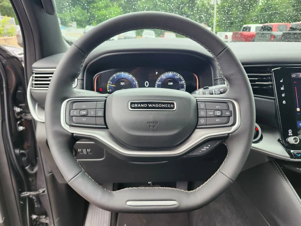 New 2026 Baltic-Gray Metallic Clear-Coat Exterior Paint Jeep Limited Altitude image 31