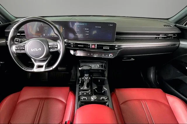 Used 2025 Gray Kia GT-Line image 7