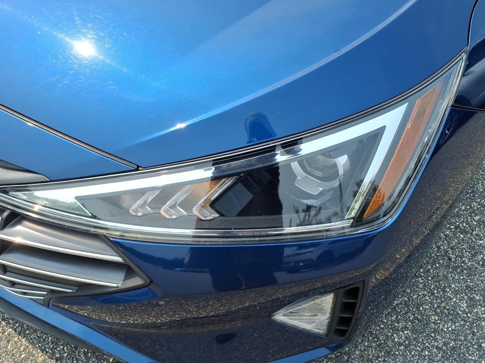 Used 2020 Lakeside Blue Hyundai SEL image 11