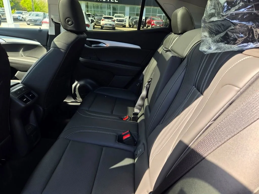 New 2026 Ebony Twilight Metallic Buick Avenir image 31