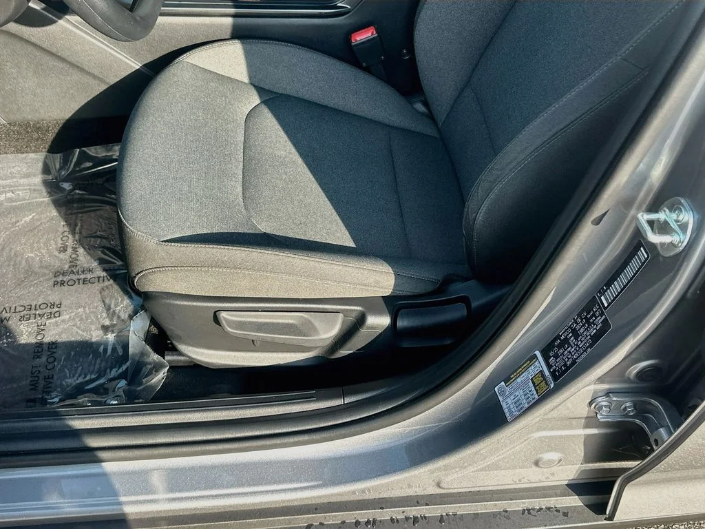 Certified Used 2025 Gray Kia LXS image 18