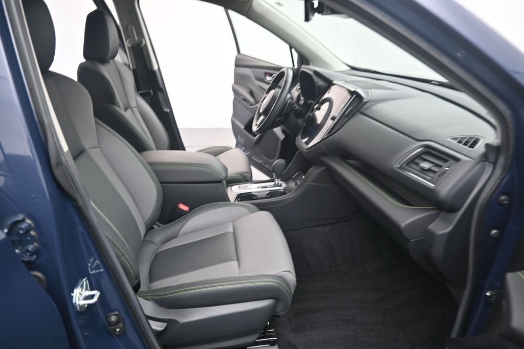 Used 2024 Blue Subaru Onyx Edition image 32