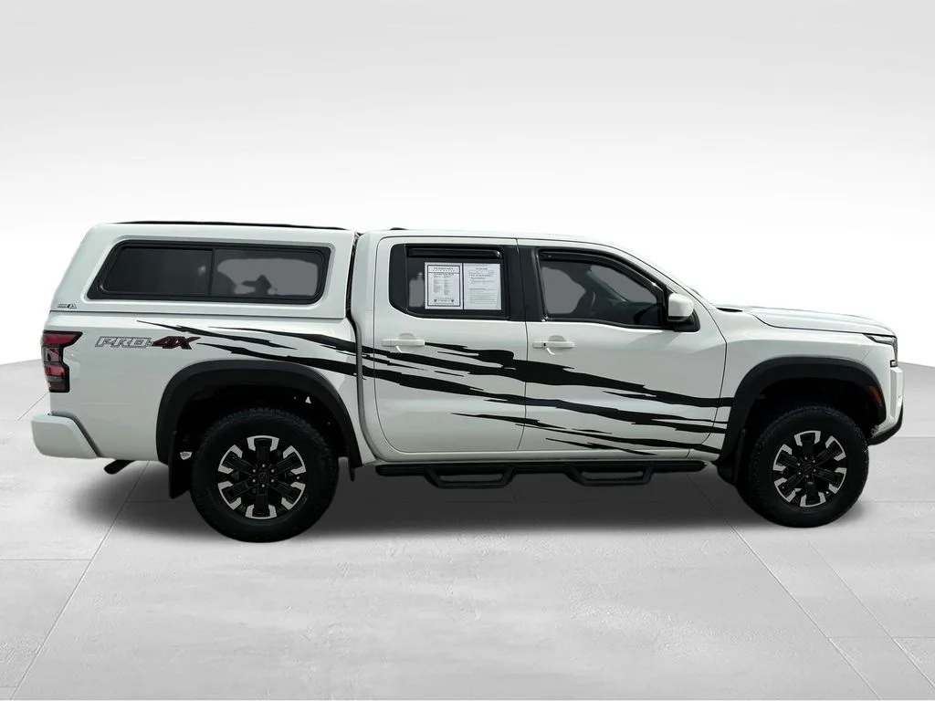 Used 2023 White Nissan PRO-4X image 29