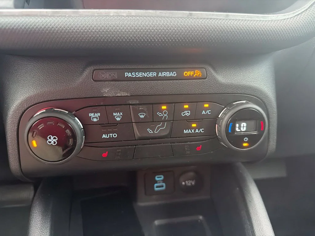 Used 2021  Ford Big Bend image 26