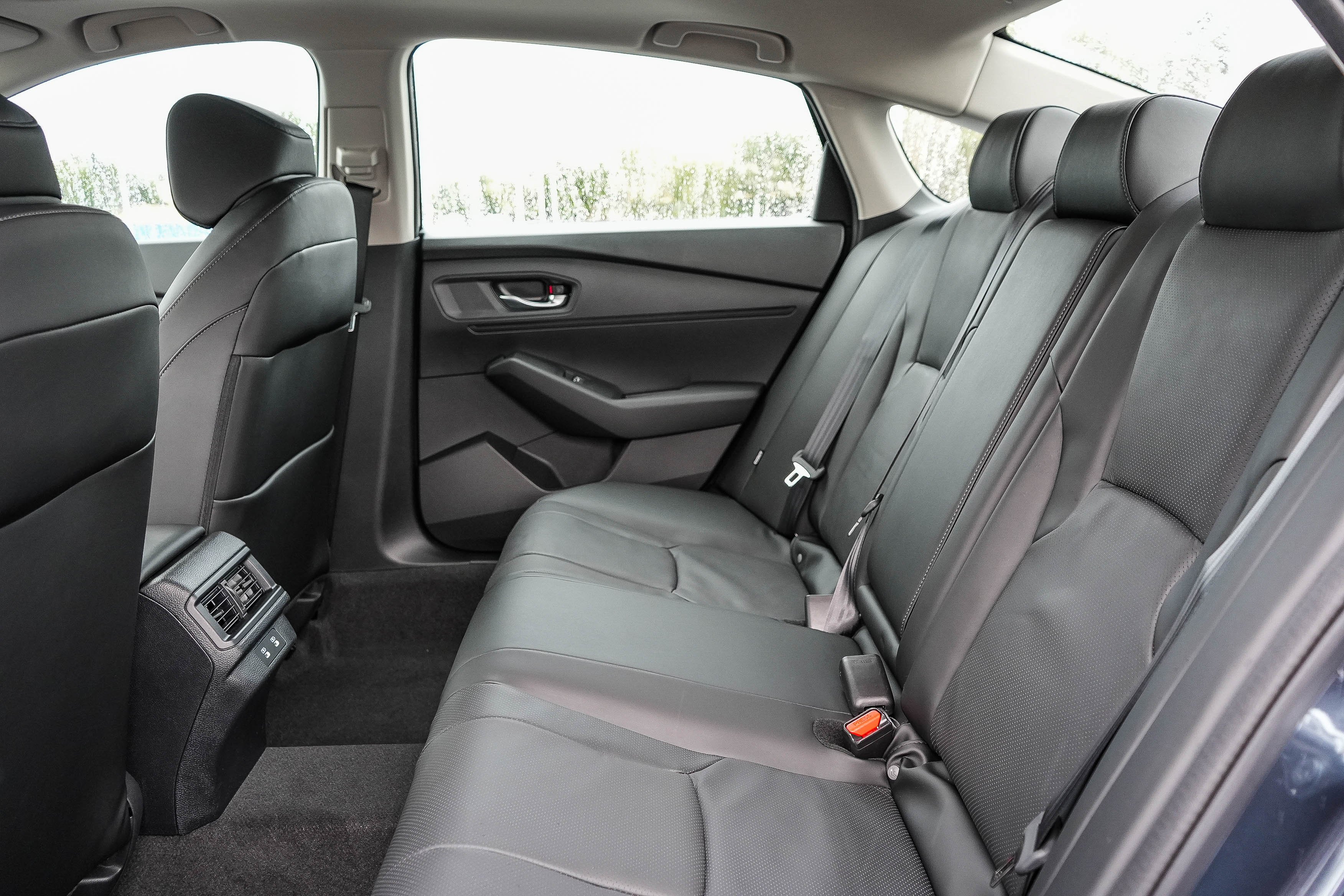 New 2026 Urban Gray Pearl Honda EX-L image 20