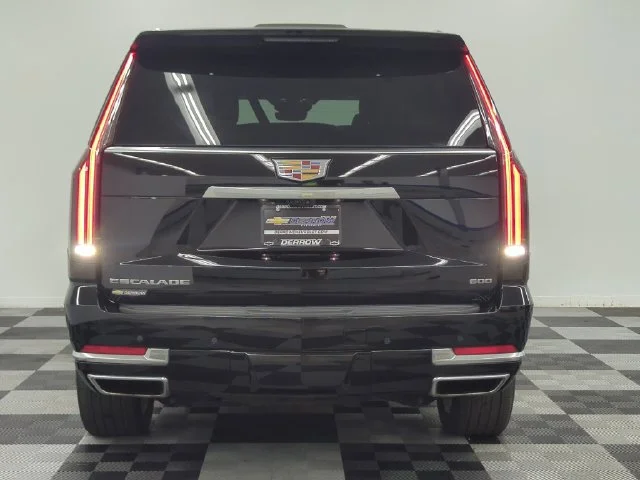 Used 2026  Cadillac Luxury image 9