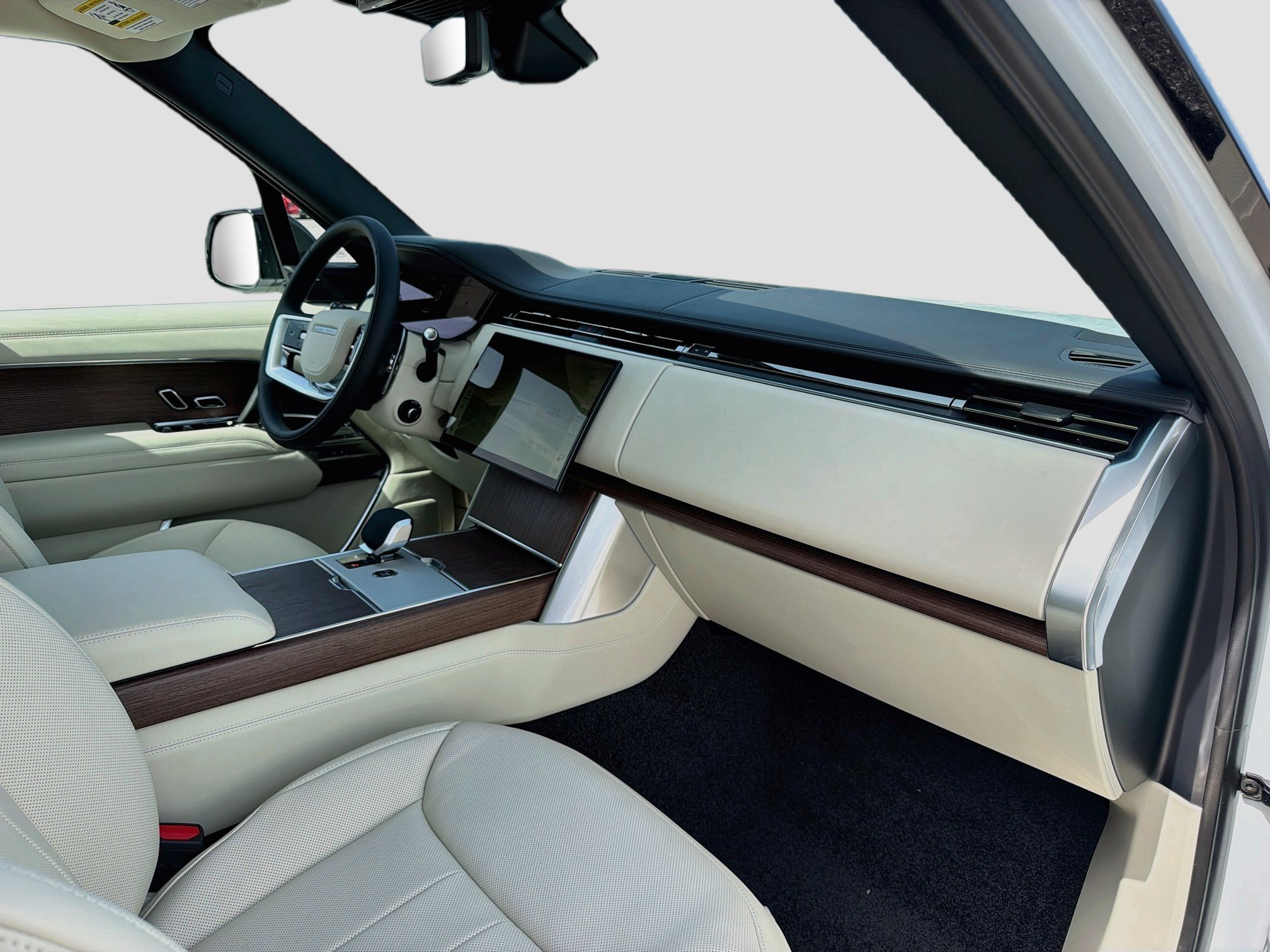 New 2026 Fuji White LAND ROVER SE 7 Seats image 15
