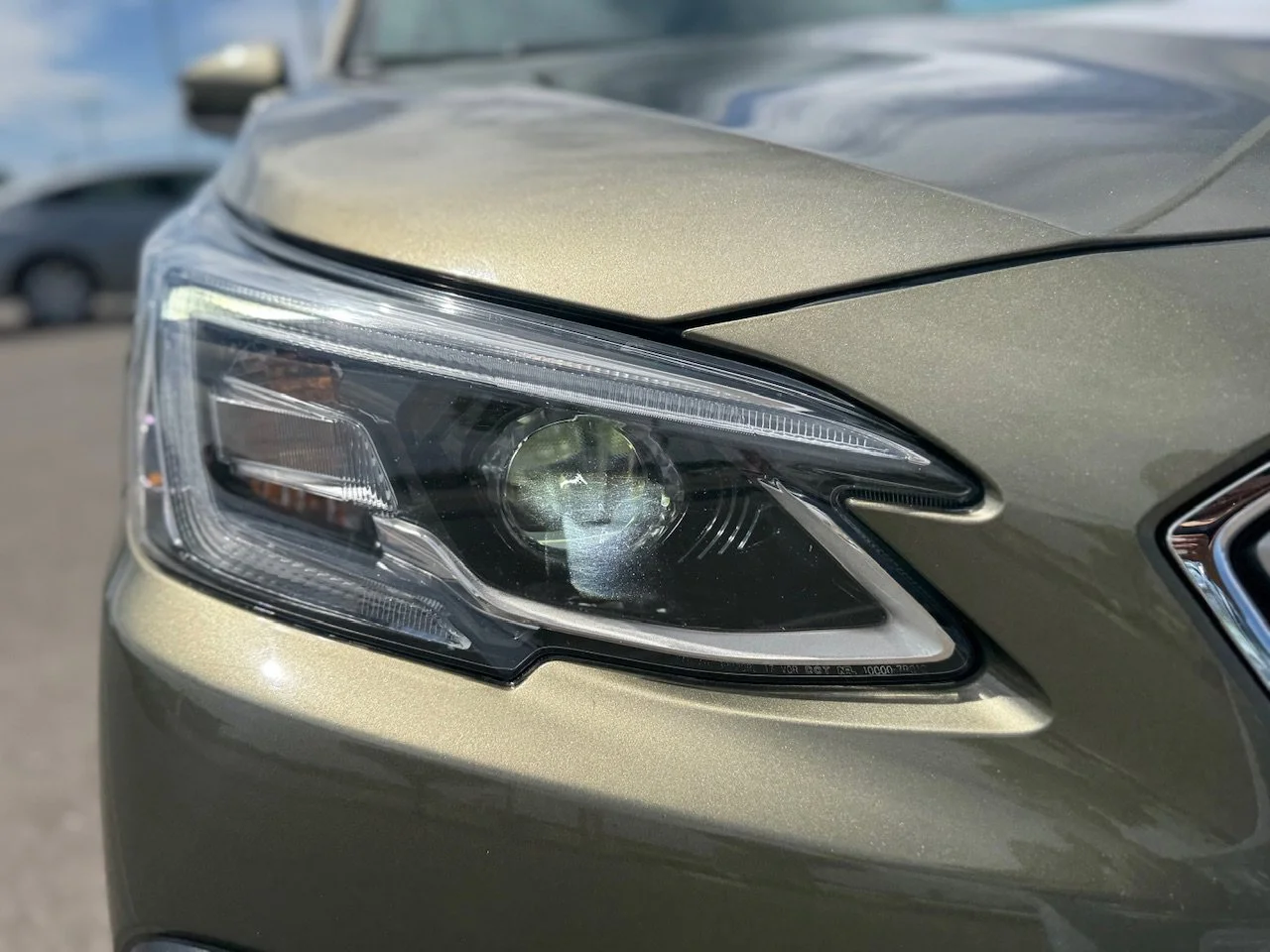 Used 2022 Autumn Green Metallic Subaru Limited image 53