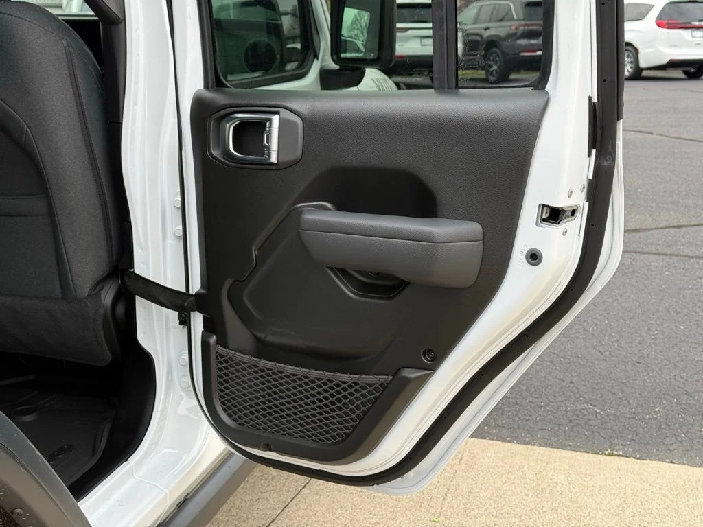 New 2026 Bright White Clear-Coat Exterior Paint Jeep Willys image 22