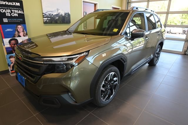 New 2026 AUTUMN GREEN METALLIC Subaru Limited image 16