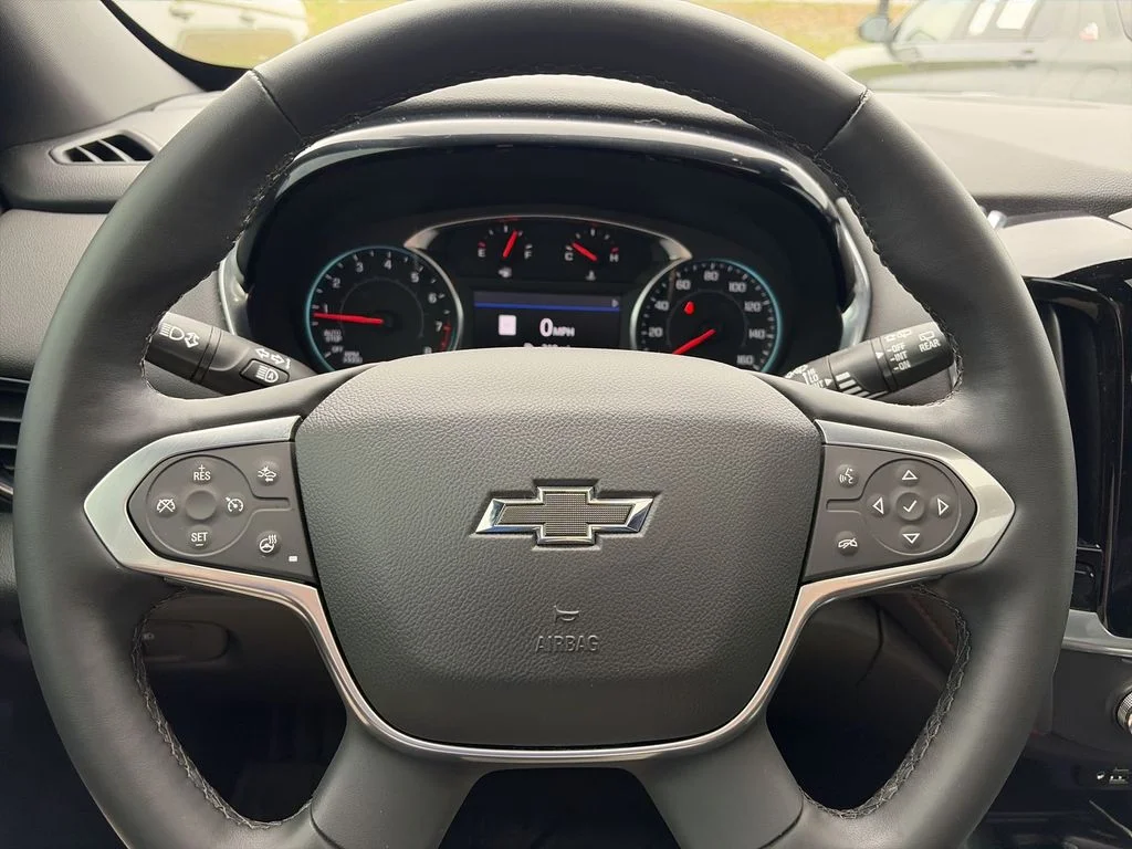 Used 2023 Gray Chevrolet RS image 14