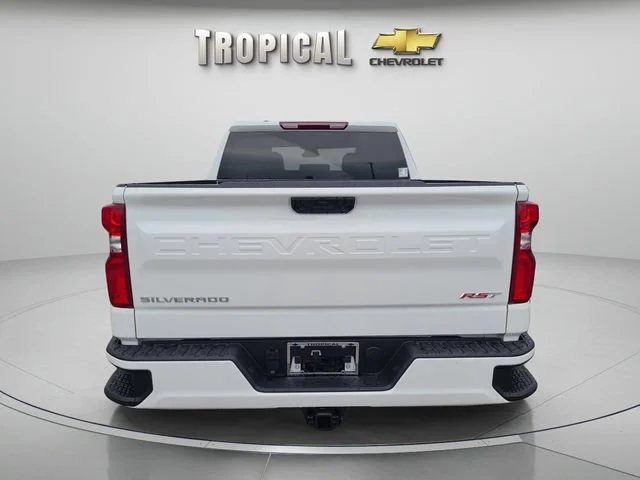 New 2026 Summit White Chevrolet RST image 4