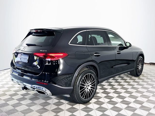 New 2026 Black Mercedes-Benz GLC 300 image 38