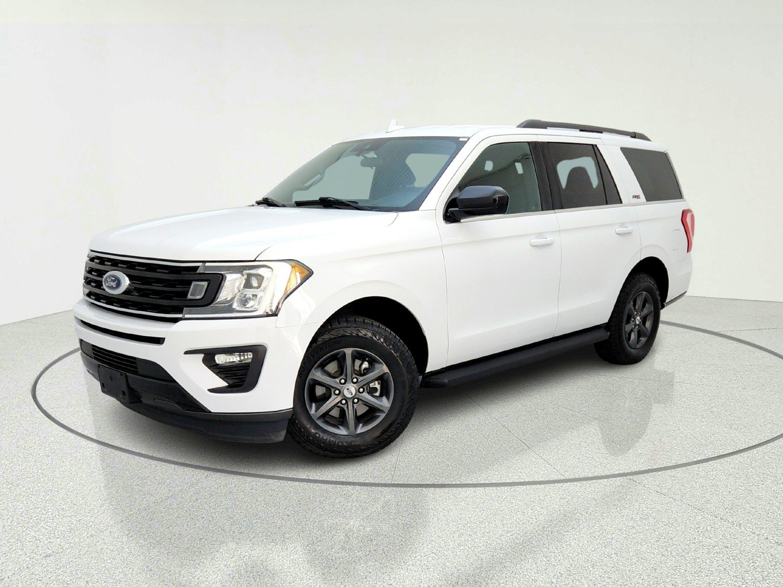 2021 Ford Expedition STX's photo
