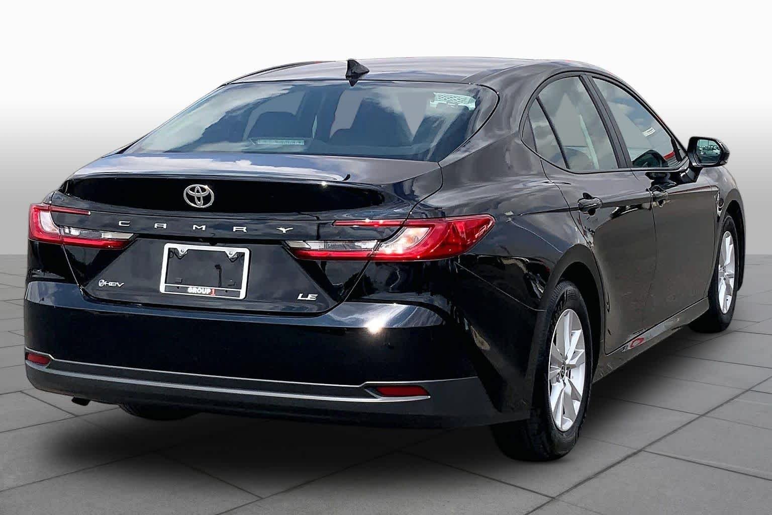 Used 2025 Midnight Black Metallic Toyota LE image 13