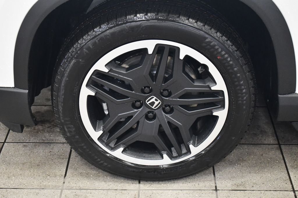 New 2026 Platinum White Pearl Honda Touring image 7