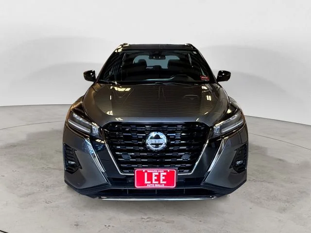 Certified Used 2023 Gray Nissan SR image 8