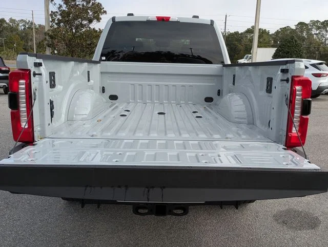 2026 Ford F-350 Super Duty Lariat - Photo 13