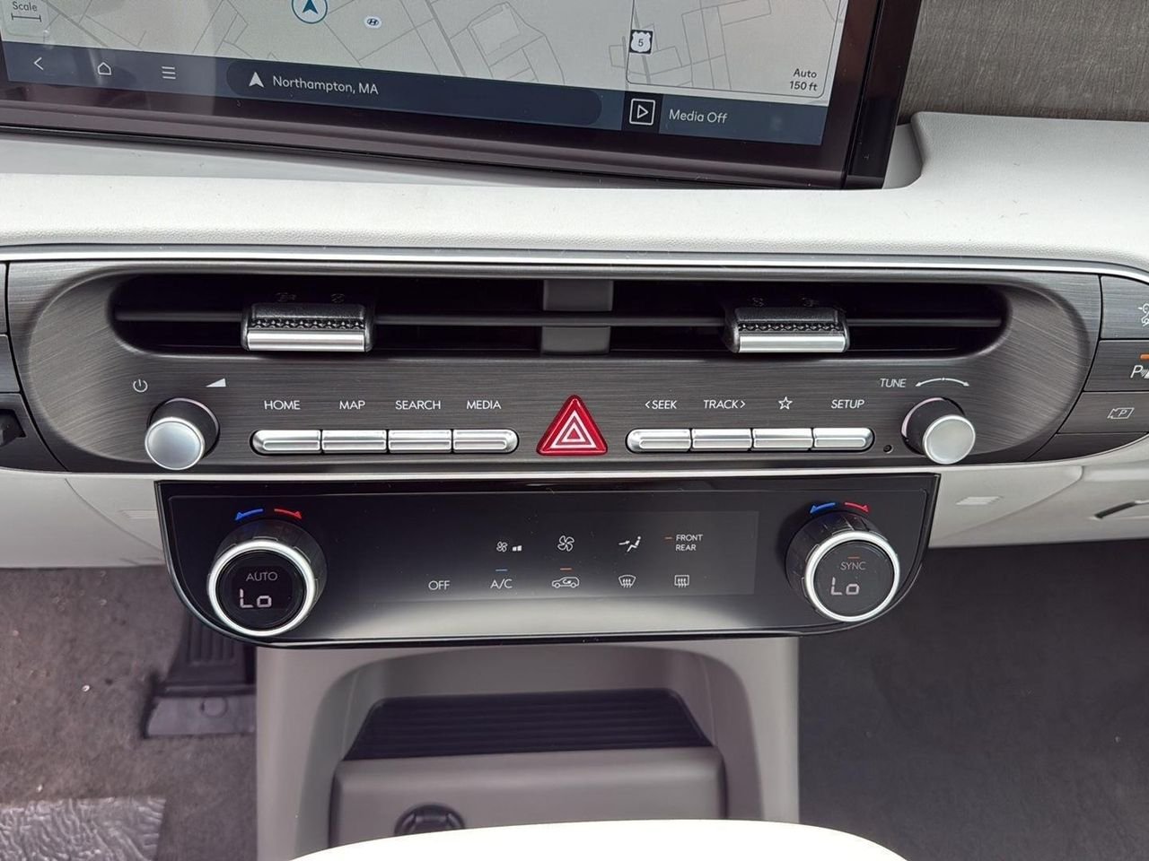 New 2026 Ecotronic Gray Pearl Hyundai SE AWD image 59