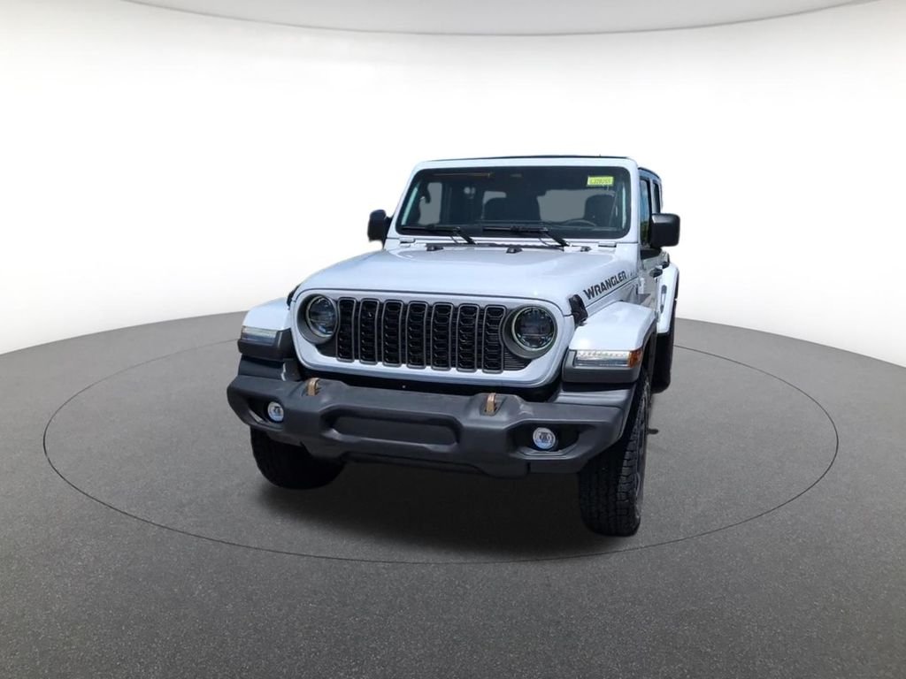New 2026 Bright White Clear-Coat Exterior Paint Jeep  image 19