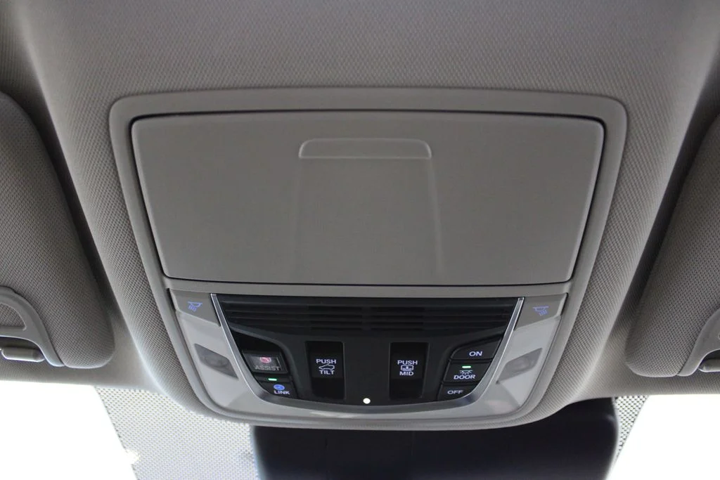 New 2026 Platinum White Pearl Acura Advance Package image 32