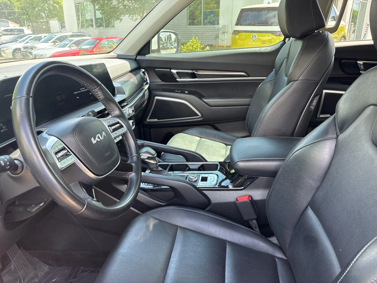 Used 2023 Glacial White Pearl Kia S image 15