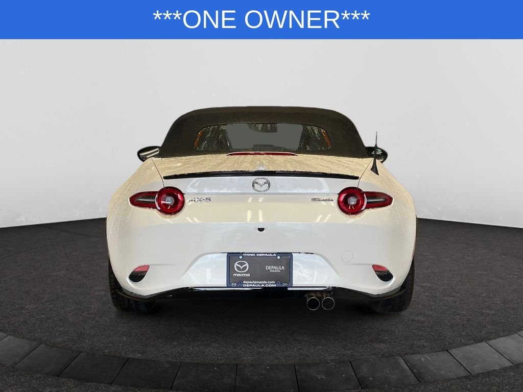 Certified Used 2024 Snowflake White Pearl Mazda Club image 4