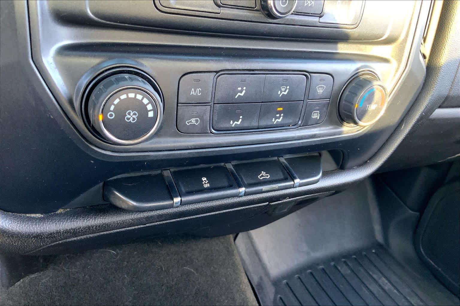 Used 2016 Deep Ocean Blue Metallic Chevrolet LS image 27