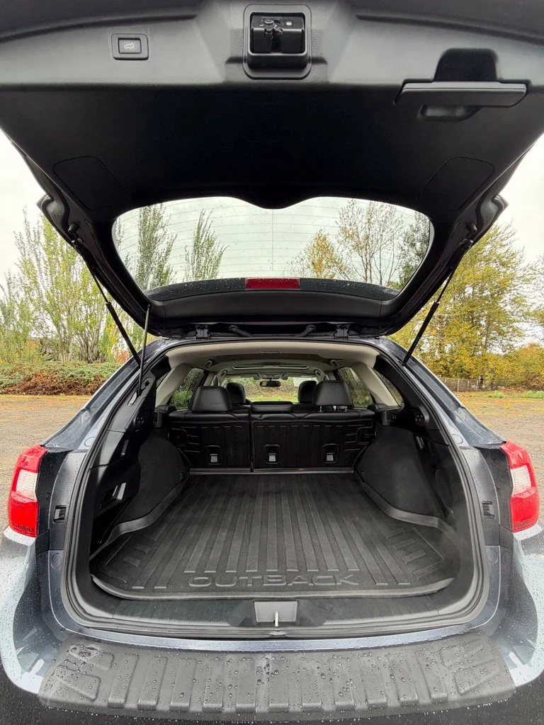 Used 2016 Carbide Gray Metallic Subaru 3.6R image 9