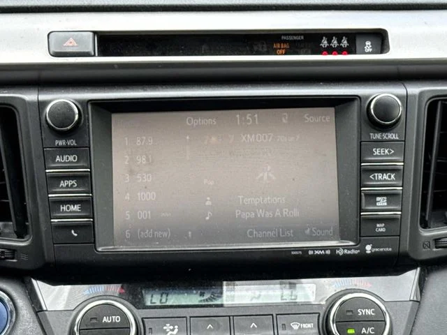 Used 2017 Silver Toyota Limited image 19