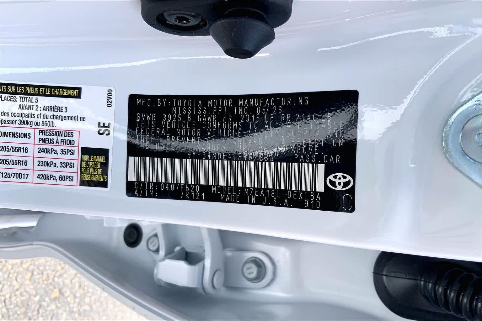 New 2026 Ice Cap Toyota LE image 21