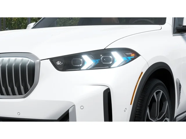 New 2026 Mineral White Metallic BMW sDrive40i image 6