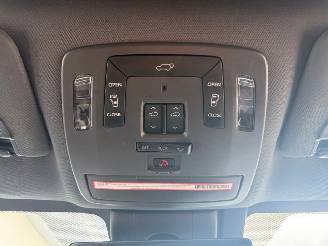 Used 2022 Beige Toyota Platinum image 27