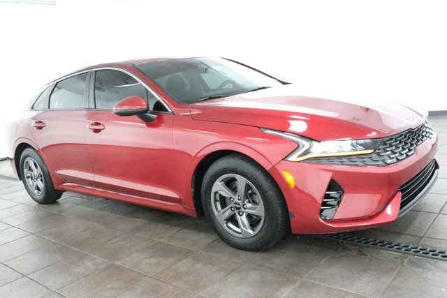 Used 2023 Red Kia LXS image 7