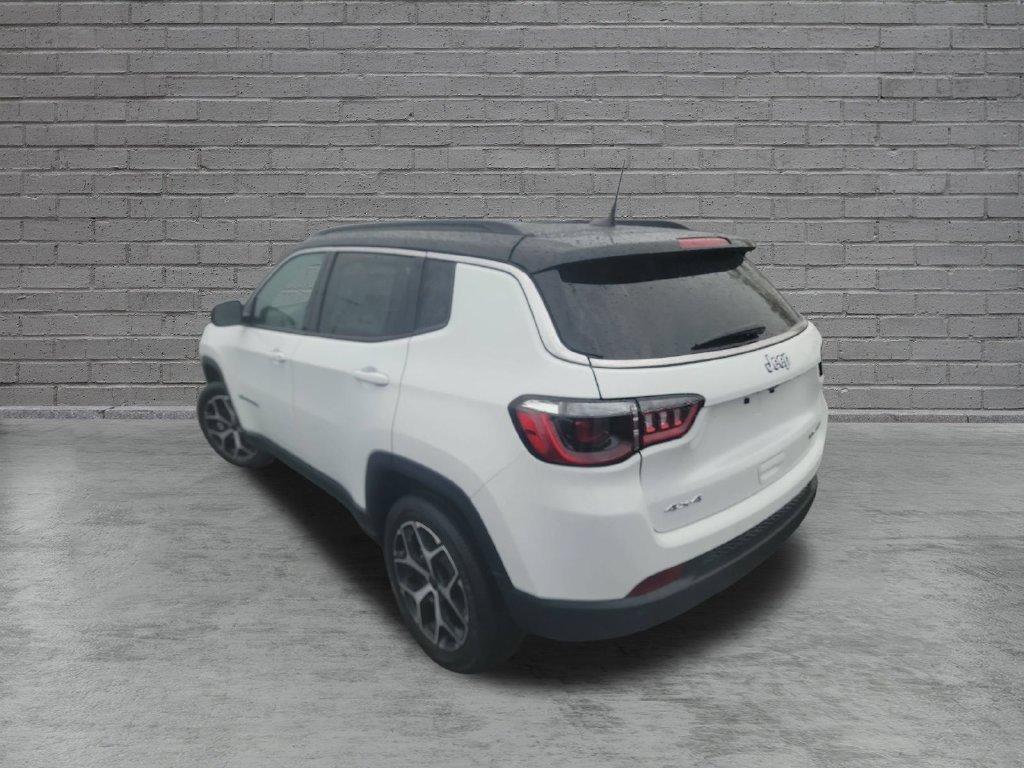 New 2026 Bright White Clear-Coat Exterior Paint Jeep Limited image 5
