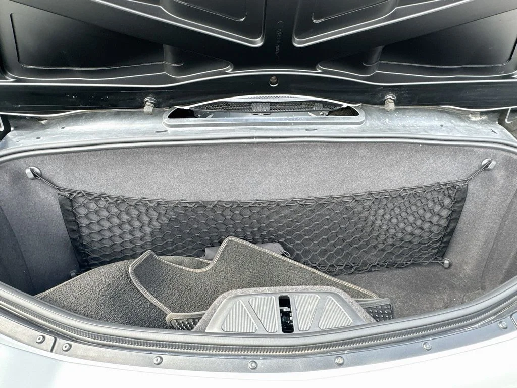Used 2020 White Chevrolet Stingray image 31