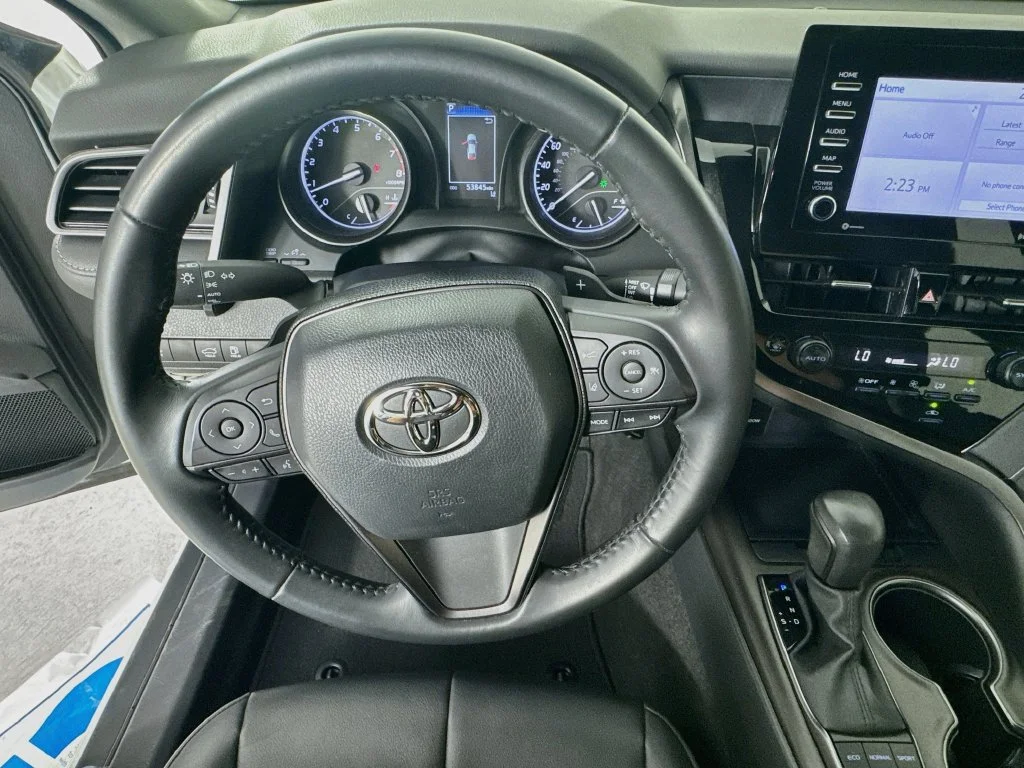 Used 2023 White Toyota SE image 12