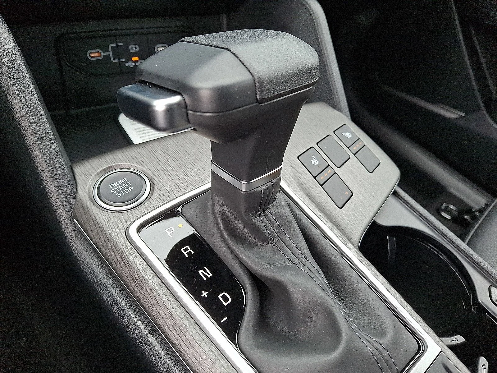 New 2026 Wolf Gray Kia X-Line image 10