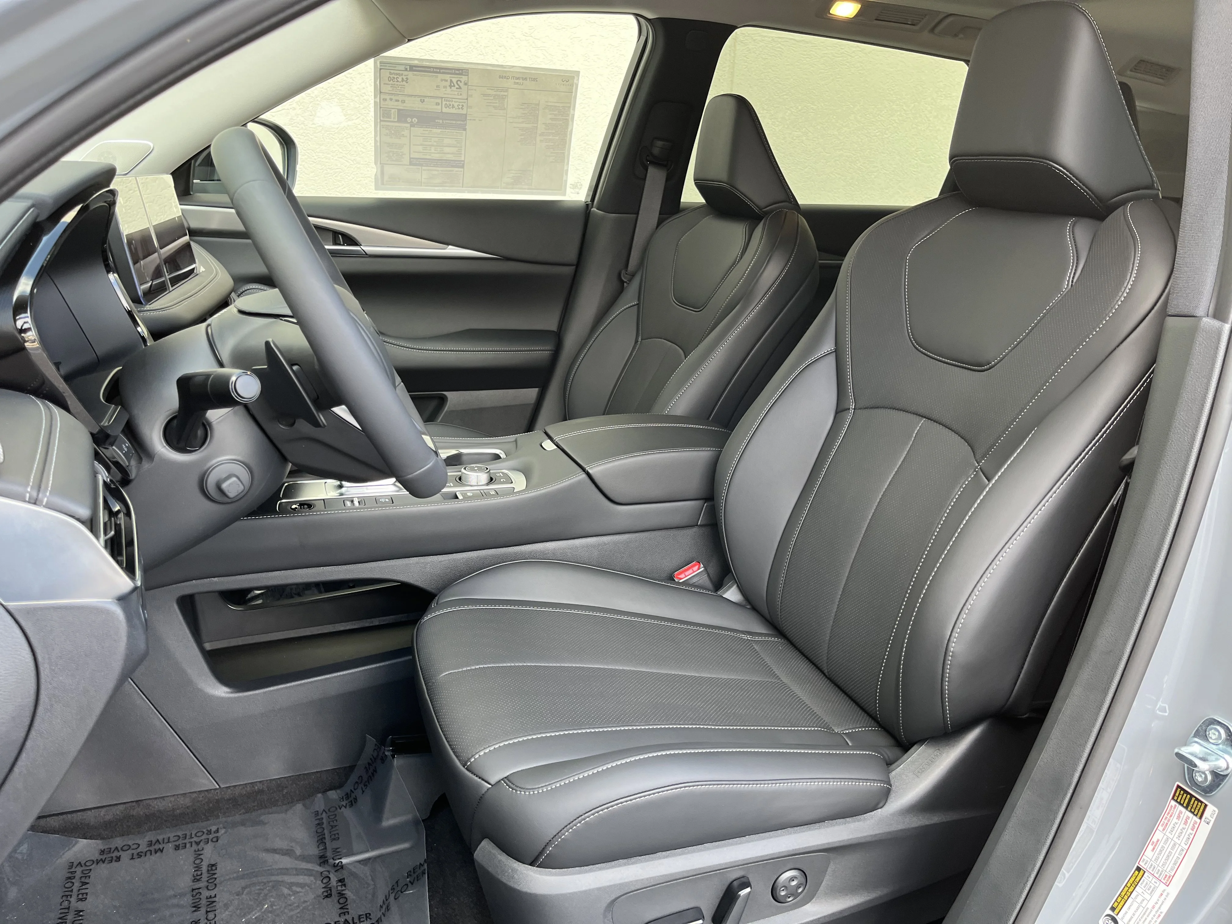 New 2027 Harbor Gray INFINITI LUXE image 13