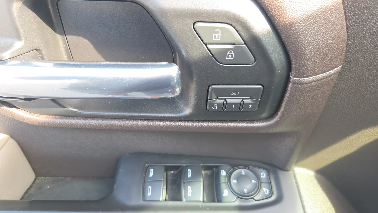 Used 2019 Red GMC SLT image 34
