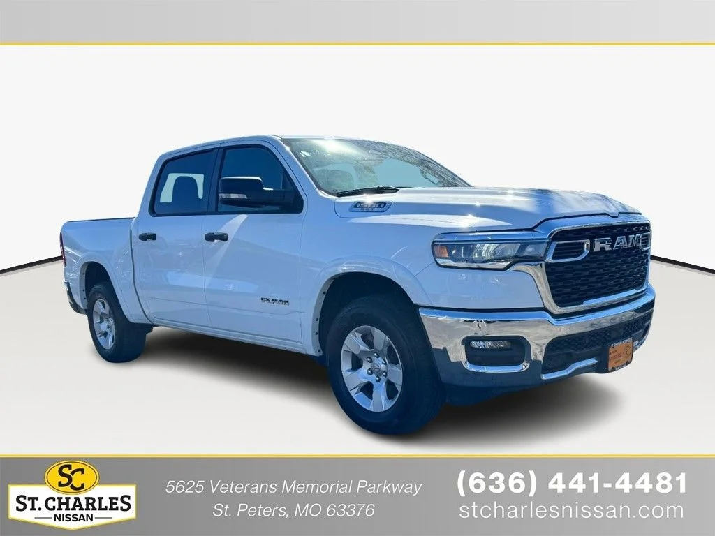 2025 RAM 1500 Big Horn/Lone Star 4x4 Crew Cab 5'7's photo
