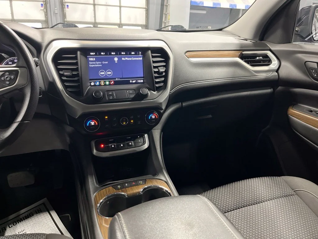 Used 2021 Midnight Blue Metallic GMC SLE image 22