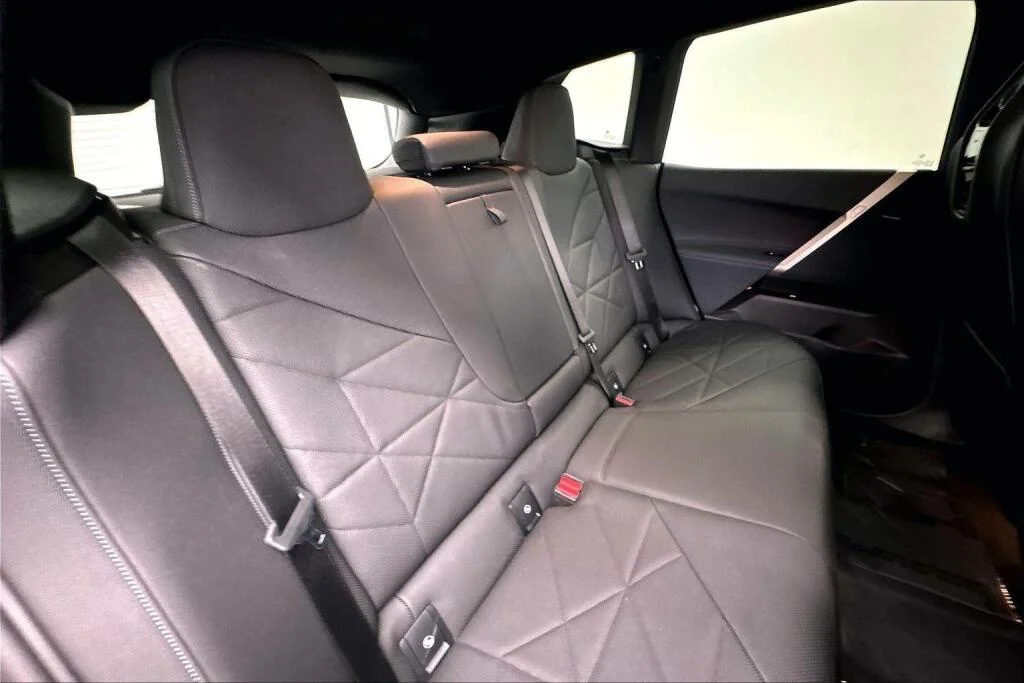New 2026 Dune Grey Metallic BMW xDrive45 image 28