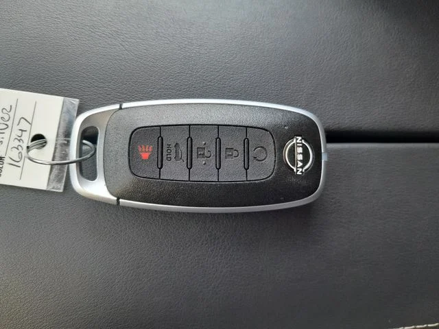 Used 2025 Gold Nissan SL image 10
