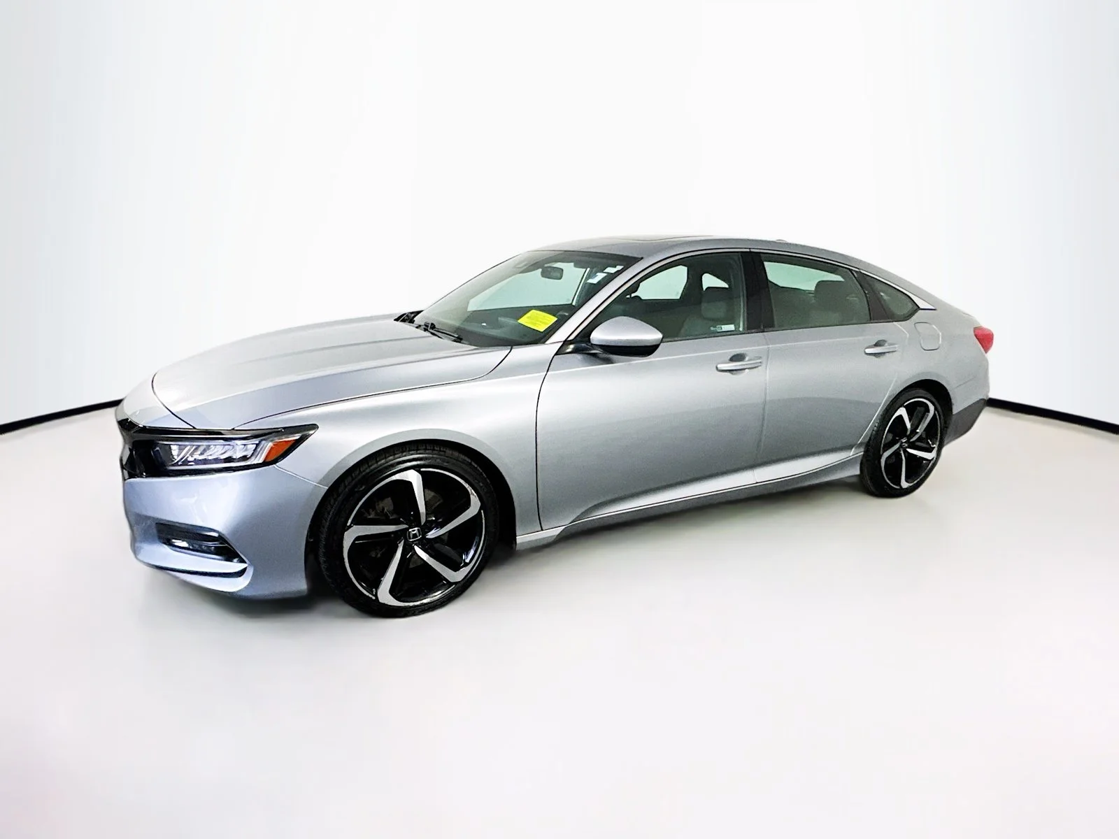 Used 2020 Silver Honda EX image 4